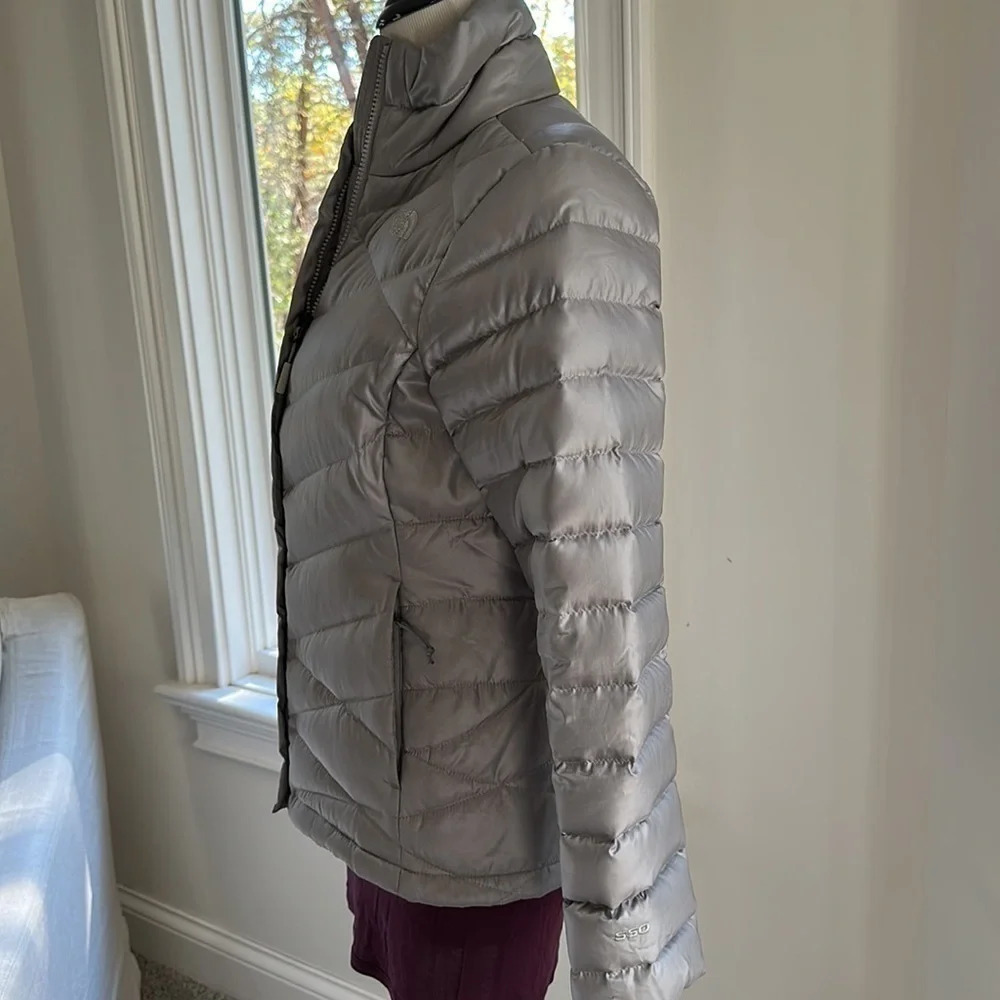 The North Face Down Coat, Silver, Size Small, EUC - Picture 5 of 10